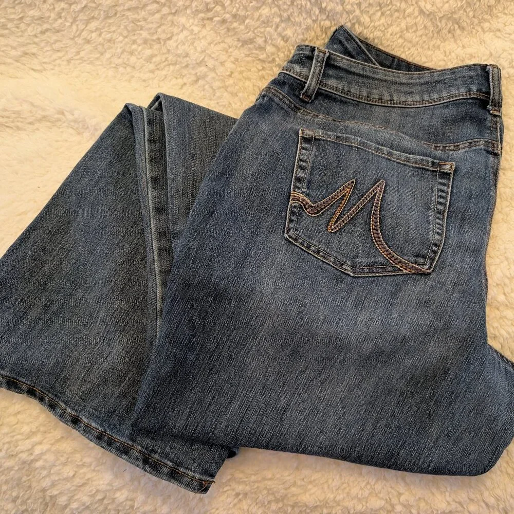 Maurices Boot Cut Size 16W Tall Jeans - Picture 2 of 7